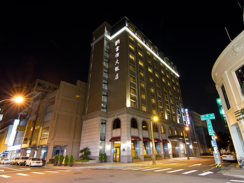 Fushin Hotel Taichung Extérieur photo